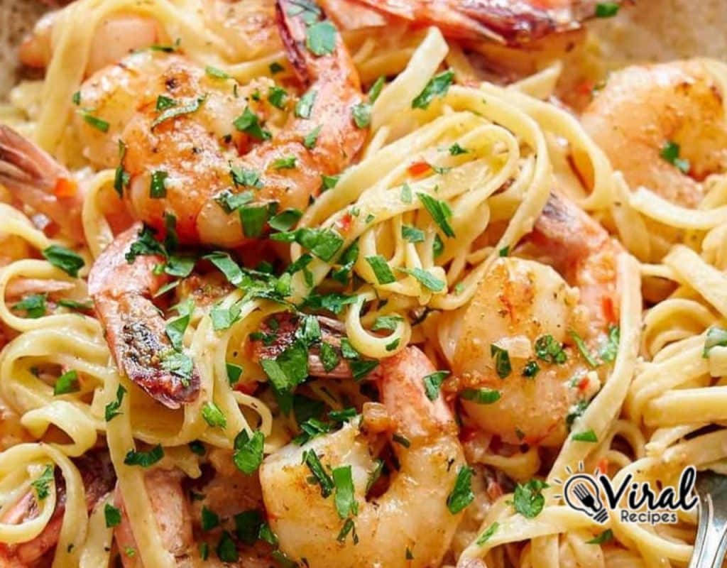 Easy Garlic Shrimp Pasta - DRECKL