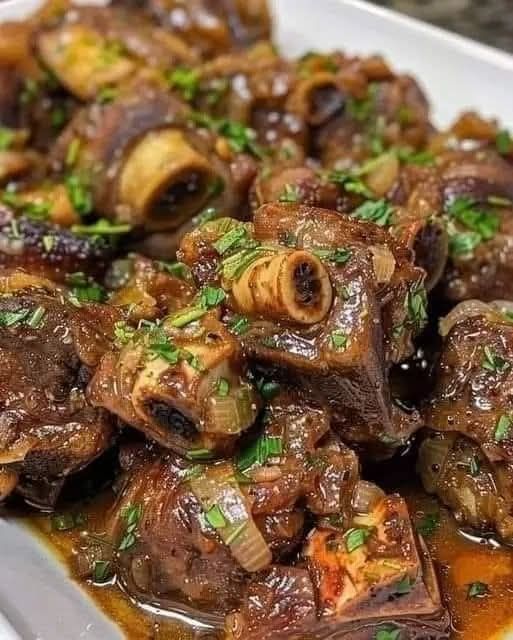 Braised Oxtails: A Rich and Flavorful Comfort Dish